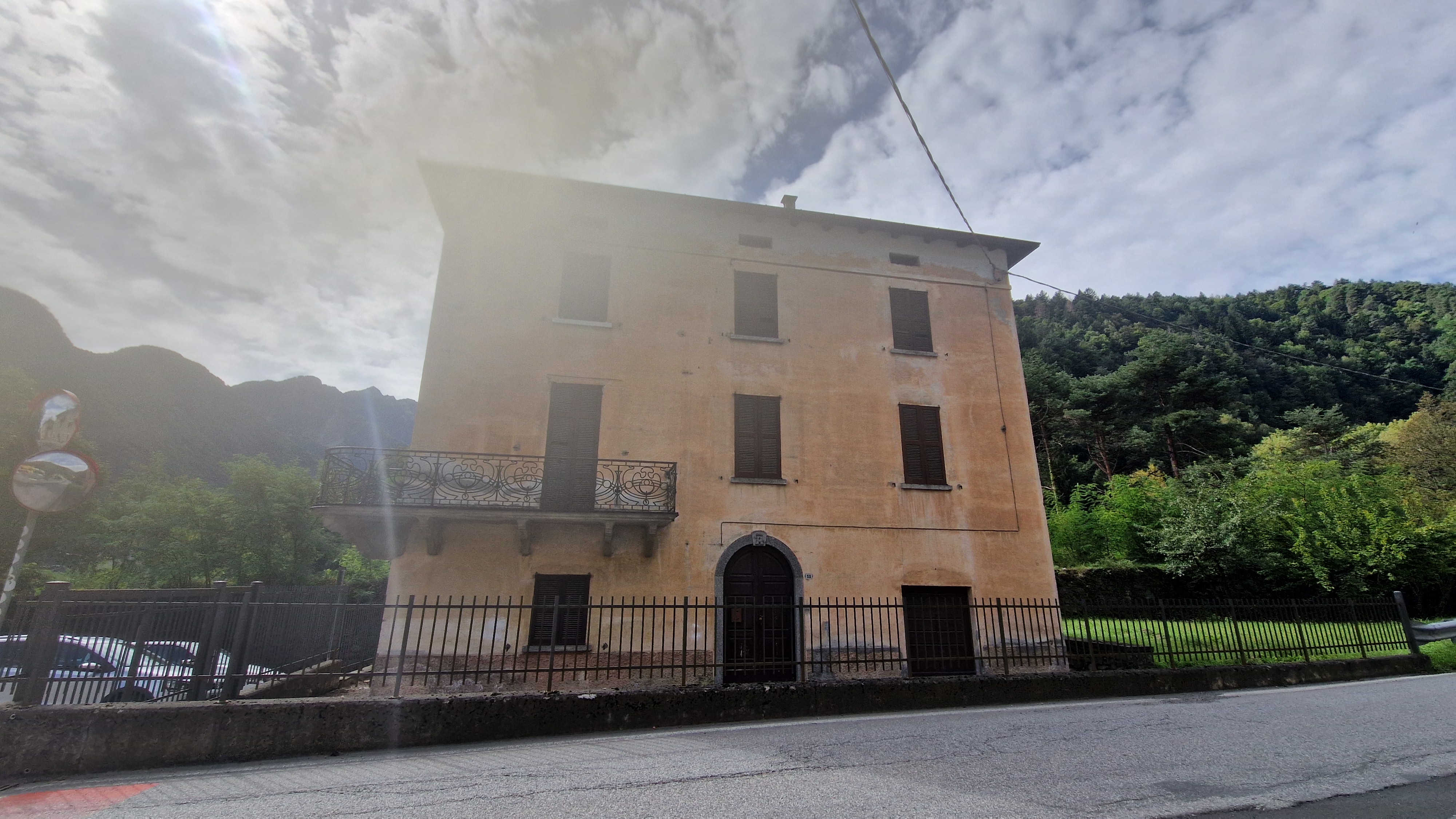 Ardenno Masino, Stupenda casa d'epoca singola con terreno Image